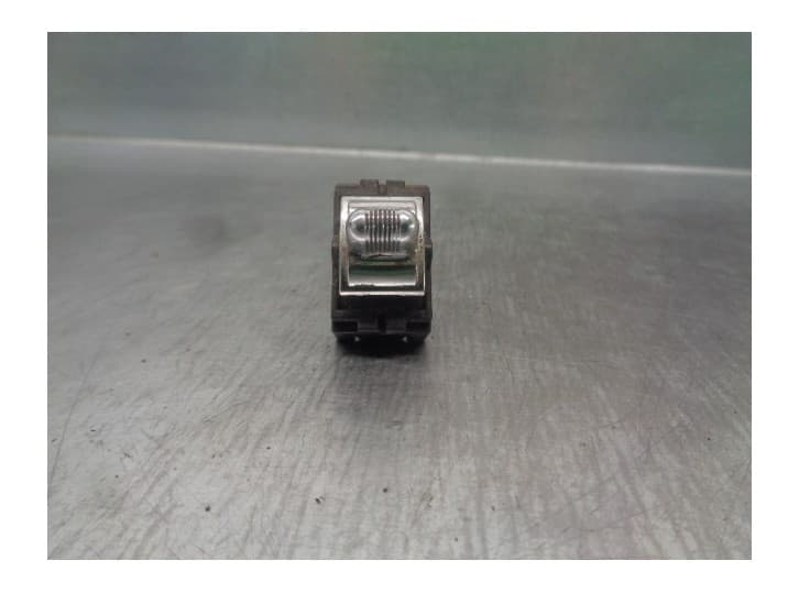 Recambio de mando elevalunas trasero derecho para jeep cherokee (xj) 2.1 td referencia OEM IAM 55019366
