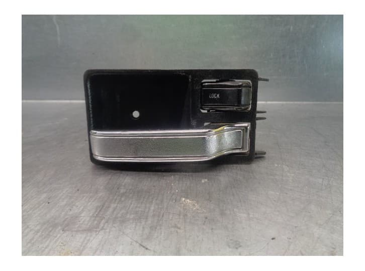 Recambio de maneta interior delantera derecha para jeep cherokee (xj) 2.1 td referencia OEM IAM 55235732 8955002154