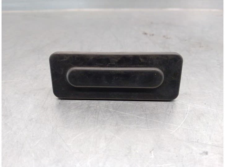 Recambio de maneta exterior porton para citroën c3 iii (sx) 1.2 thp 110 referencia OEM IAM 9676028380 2 PINES 5 PUERTAS