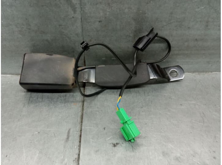 Recambio de enganche cinturon delantero izquierdo para volkswagen polo v (6r1, 6c1) 1.2 tsi referencia OEM IAM 6R0857755D 6R0857