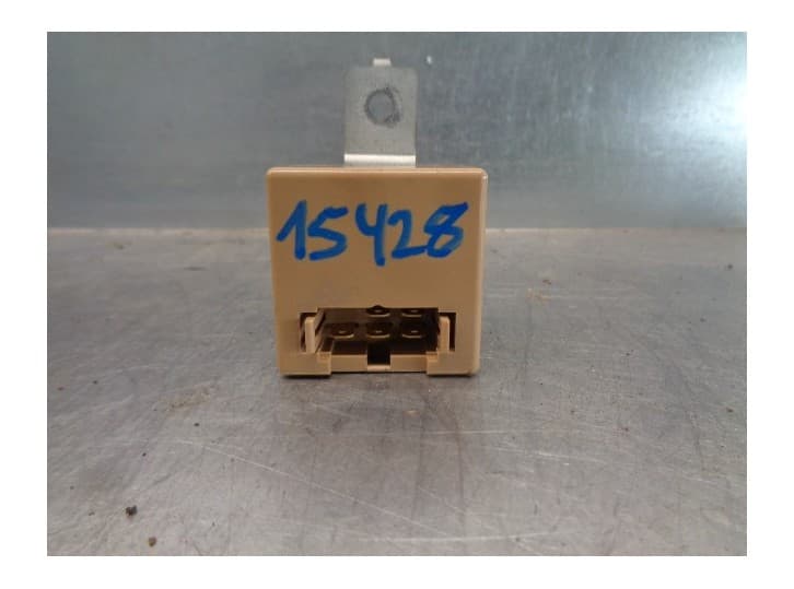 Recambio de rele para mitsubishi space runner (n6_w, n7_w) 2.0 (n63w) referencia OEM IAM MD332124 0680005220