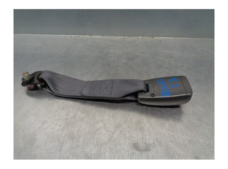 Recambio de enganche cinturon trasero izquierdo para mitsubishi space runner (n6_w, n7_w) 2.0 (n63w) referencia OEM IAM MR779345