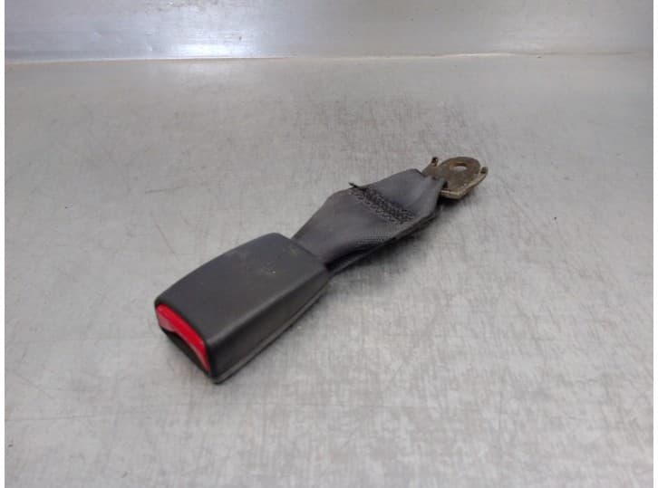 Recambio de enganche cinturon trasero central para mitsubishi lancer vii station wagon (cs_w, ct_w) 1.6 referencia OEM IAM MR633