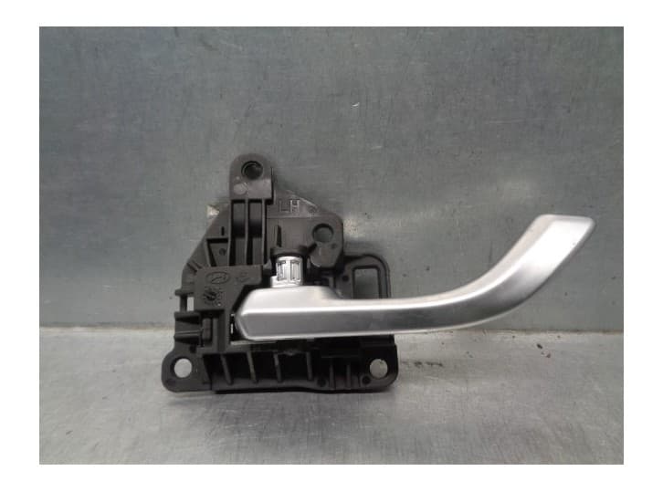 Recambio de maneta interior trasera izquierda para hyundai i30 (pde, pd, pden) 1.0 t-gdi referencia OEM IAM 82613G4000 5 PUERTA