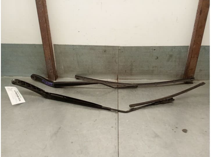 Recambio de brazo limpia delantero derecho para ford transit courier b460 furgón/monospace 1.5 ecoblue referencia OEM IAM ET7617
