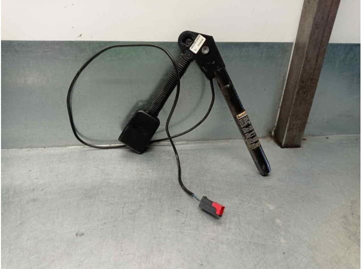 Recambio de pretensor airbag delantero izquierdo para ford focus i (daw, dbw) 1.8 turbo di / tddi referencia OEM IAM 98ABA61209B