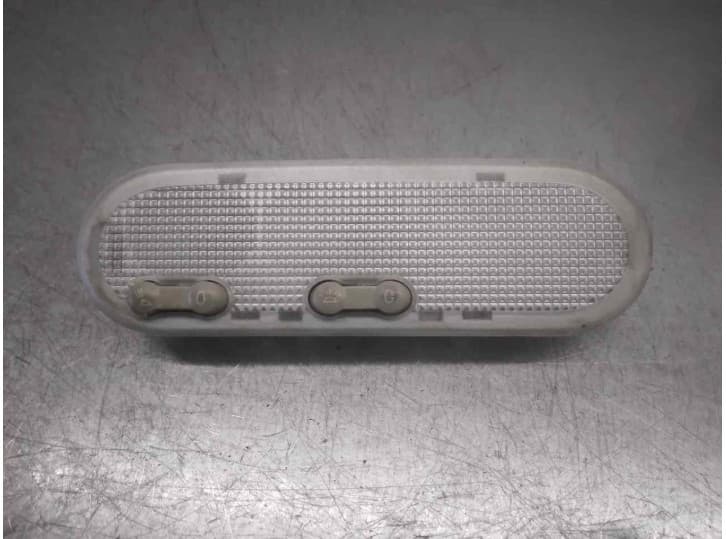 Recambio de luz interior para renault clio iii grandtour (kr0/1_) 1.5 dci referencia OEM IAM 82000783231