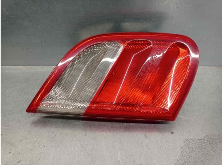 Recambio de piloto trasero porton izquierdo para mercedes-benz clk descapotable (a208) clk 230 kompressor (208.447) referencia O