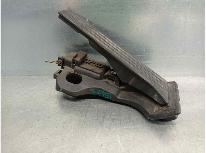 Recambio de potenciometro pedal para volkswagen passat b6 (3c2) 2.0 fsi referencia OEM IAM 1K1721503L 6PV00860000 HELLA