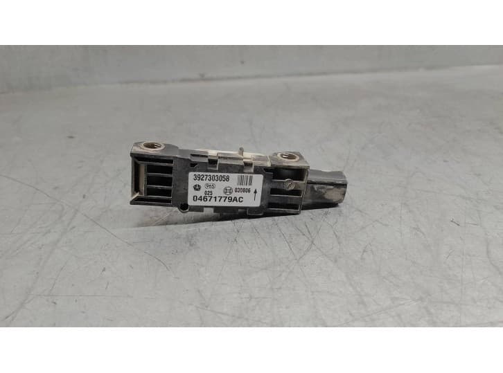 Recambio de sensor impacto para jeep commander 3.0 crd cat referencia OEM IAM 3927303058
