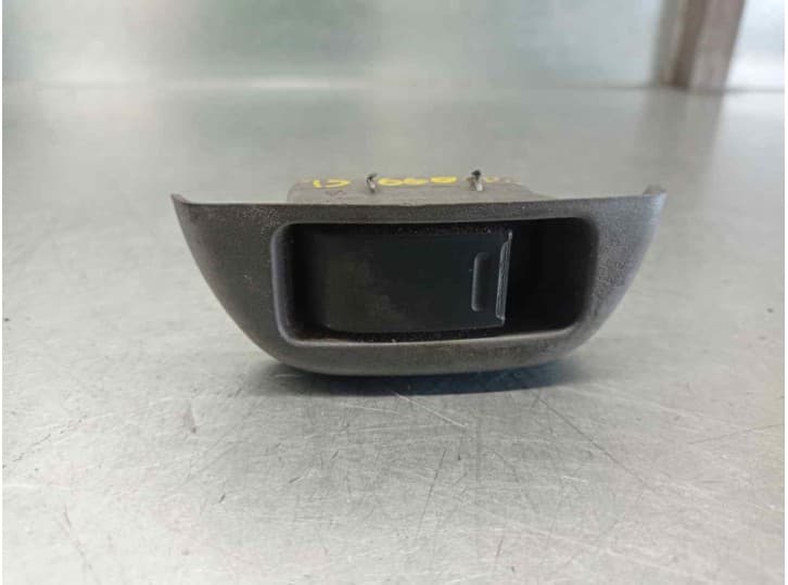 Recambio de mando elevalunas delantero izquierdo para toyota aygo (_b1_) 1.0 (kgb10_) referencia OEM IAM 742320H010