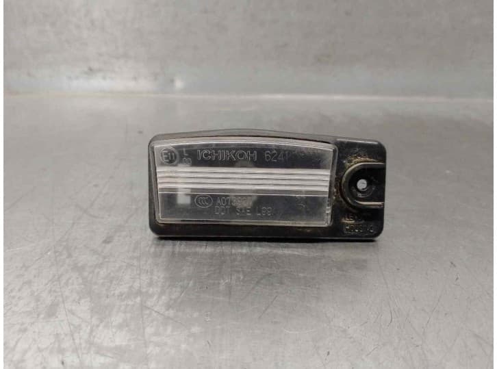 Recambio de piloto matricula para nissan x-trail iii (t32_, t32r, t32rr) 1.6 dci (t32) referencia OEM IAM 265108990B 5 PUERTAS