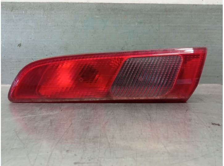Recambio de piloto trasero porton derecho para alfa romeo 156 sportwagon (932_) 1.9 jtd 16v (932bxe00) referencia OEM IAM 606859