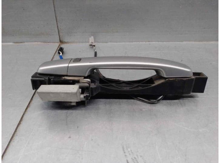 Recambio de maneta exterior delantera derecha para nissan qashqai i (j10, nj10) 2.0 dci referencia OEM IAM 80640JD49B 2 Y 2 PINE