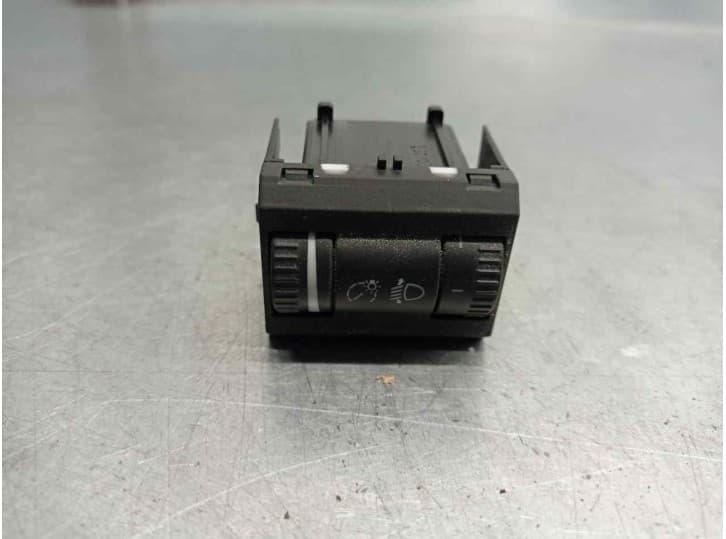 Recambio de interruptor para skoda octavia ii (1z3) 1.9 tdi referencia OEM IAM 1Z0941333 1Z0941333
