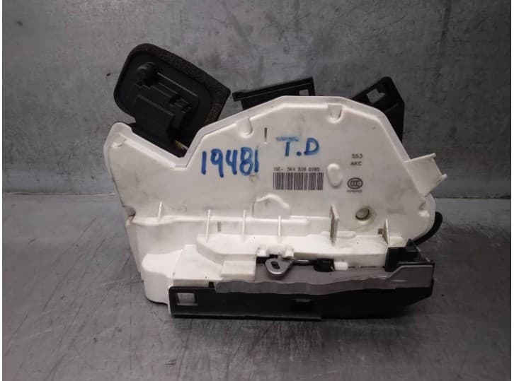 Recambio de cerradura puerta trasera derecha para volkswagen golf sportsvan vii (am1, an1) 1.6 tdi referencia OEM IAM 5K4839016Q