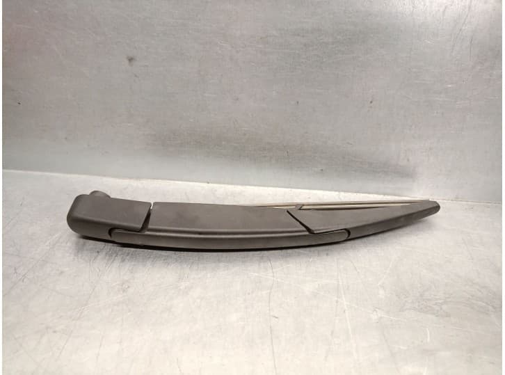 Recambio de brazo limpia trasero para dacia duster iii (hm_) 1.0 tce lpg referencia OEM IAM 287804950R