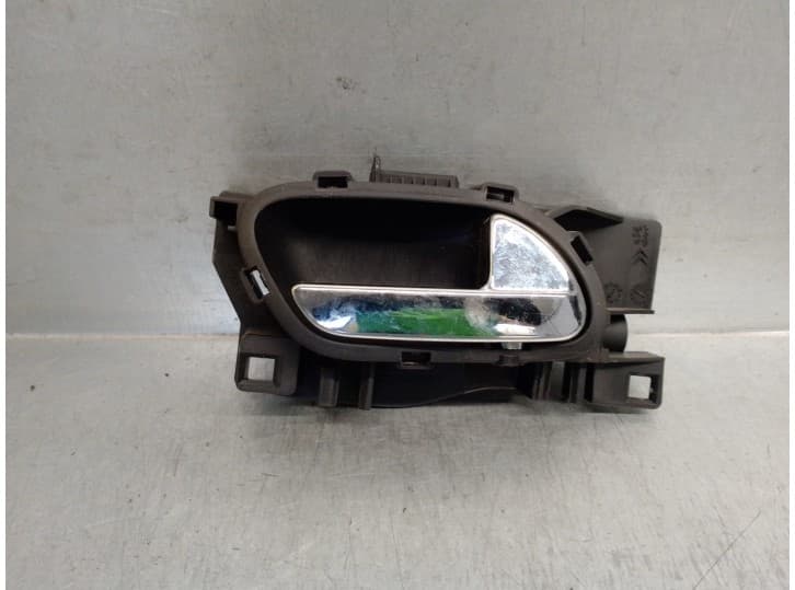 Recambio de maneta interior delantera derecha para peugeot 5008 (0u_, 0e_) 1.6 hdi referencia OEM IAM 9683446577 5 PUERTAS