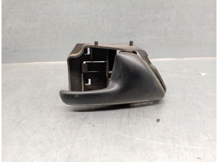 Recambio de maneta interior trasera derecha para volkswagen polo iii (6n1) 64 1.9 d referencia OEM IAM 6N0837141 5 PUERTAS