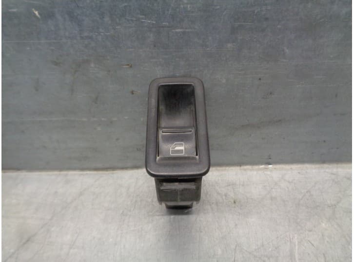 Recambio de mando elevalunas trasero izquierdo para volkswagen amarok (2ha, 2hb, s1b, s6b, s7a, s7b) 2.0 tdi referencia OEM IAM