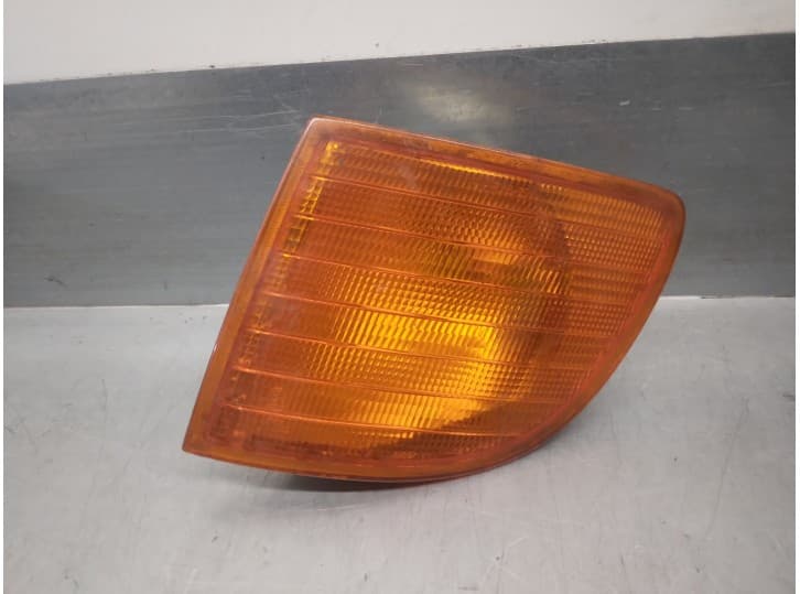 Recambio de piloto delantero izquierdo para mercedes-benz vito furgoneta (w638) 108 cdi 2.2 (638.094) referencia OEM IAM A638820