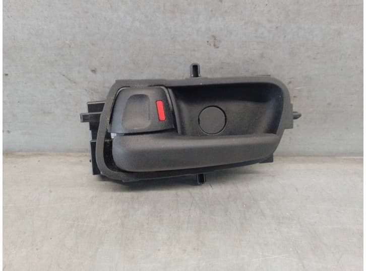 Recambio de maneta interior trasera izquierda para toyota yaris (_p21_, _pa1_, _ph1_) 1.5 hybrid (mxph11) referencia OEM IAM 692