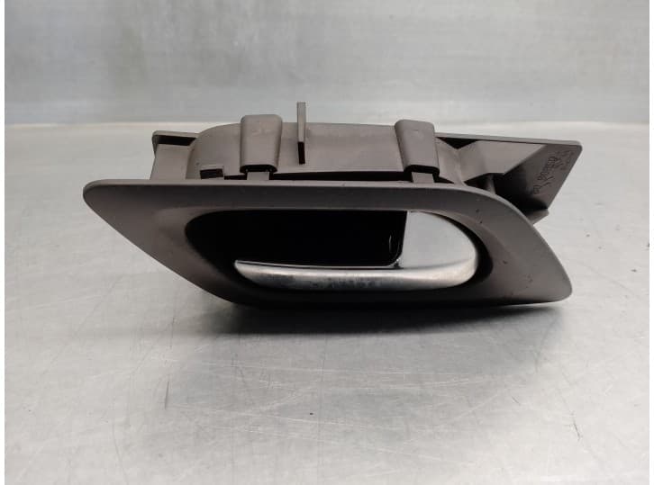 Recambio de maneta interior trasera derecha para citroën c4 i sedán 1.6 16v referencia OEM IAM 24D10012