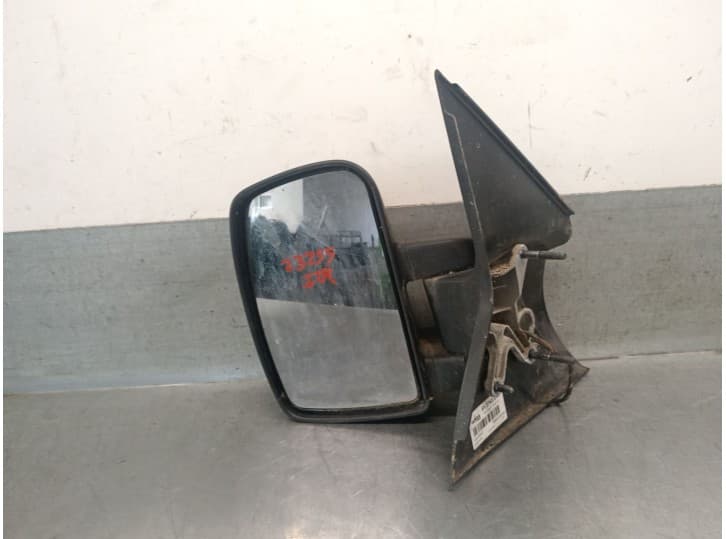 Recambio de retrovisor izquierdo para maxus 3.9t 17s 120 m-bus vespino 130e referencia OEM IAM 576100007 513743014 MEKRA