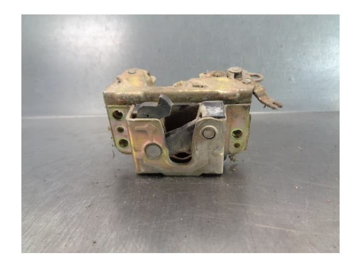Recambio de cerradura puerta trasera izquierda para opel kadett e (t85) 1.6 s (c19, d19) referencia OEM IAM 90159254 4 PUERTAS