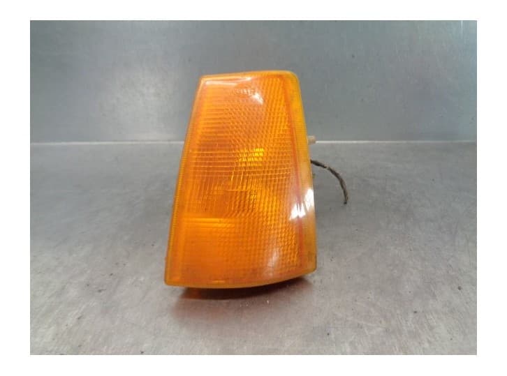 Recambio de piloto delantero izquierdo para opel kadett e (t85) 1.6 s (c19, d19) referencia OEM IAM 1226040