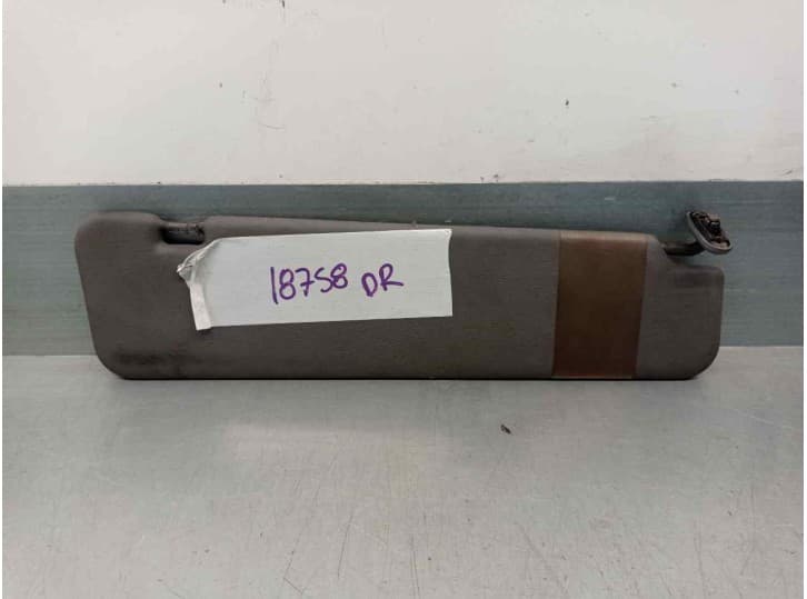Recambio de parasol derecho para mercedes-benz vito furgoneta (w638) 108 cdi 2.2 (638.094) referencia OEM IAM A63881001107C65