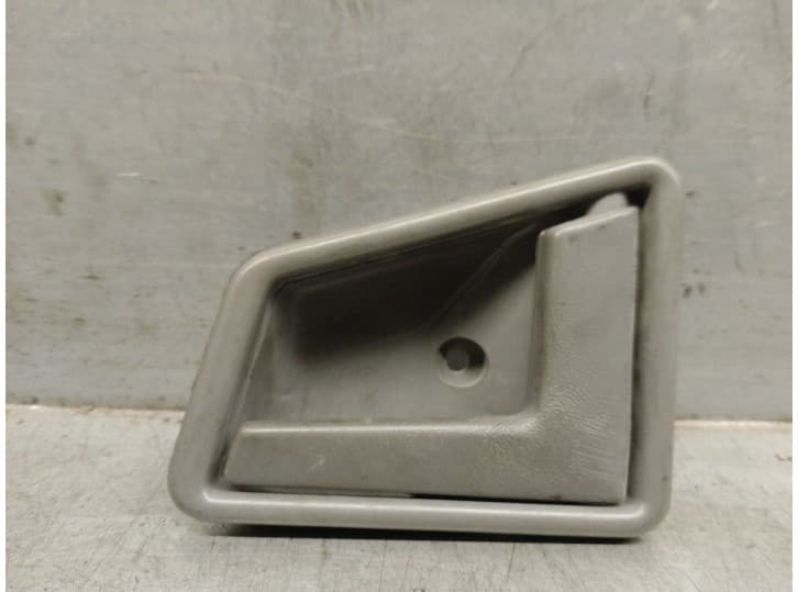 Recambio de maneta interior delantera derecha para santana 300/350 1.6 hdi 4x4 referencia OEM IAM 9HX