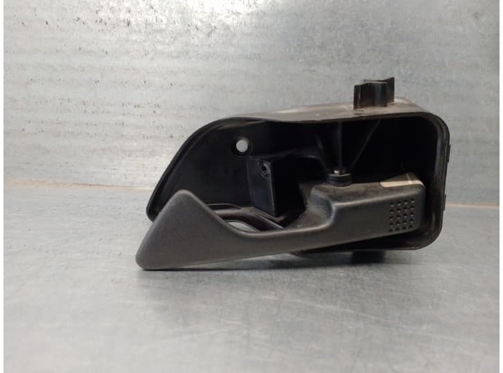 Recambio de maneta interior trasera derecha para ford sierra ii hatchback (gbc, gbg) 2.0 i referencia OEM IAM 88BBA22600AB 88BBA