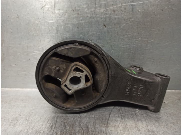 Recambio de soporte motor trasero para opel insignia a sedán (g09) 2.0 cdti (69) referencia OEM IAM 13228303