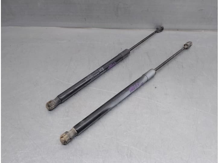 Recambio de amortiguadores maletero / porton para hyundai ix35 (lm, el, elh) 1.7 crdi referencia OEM IAM 817802Y000