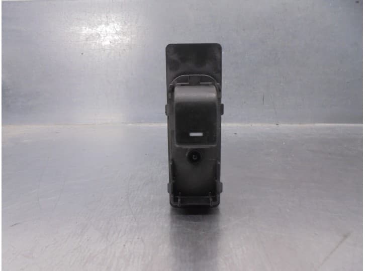 Recambio de mando elevalunas trasero derecho para mazda cx-5 (ke, gh) 2.2 d awd (ke102) referencia OEM IAM KD4566380