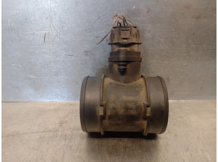 Recambio de caudalimetro para alfa romeo 147 (937_) 1.6 16v t.spark (937.axa1a, 937.axb1a, 937.bxb1a) referencia OEM IAM 0281002