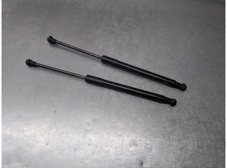 Recambio de amortiguadores maletero / porton para toyota auris (_e18_) 1.8 hybrid (zwe186_) referencia OEM IAM 6895002180 EL PAR