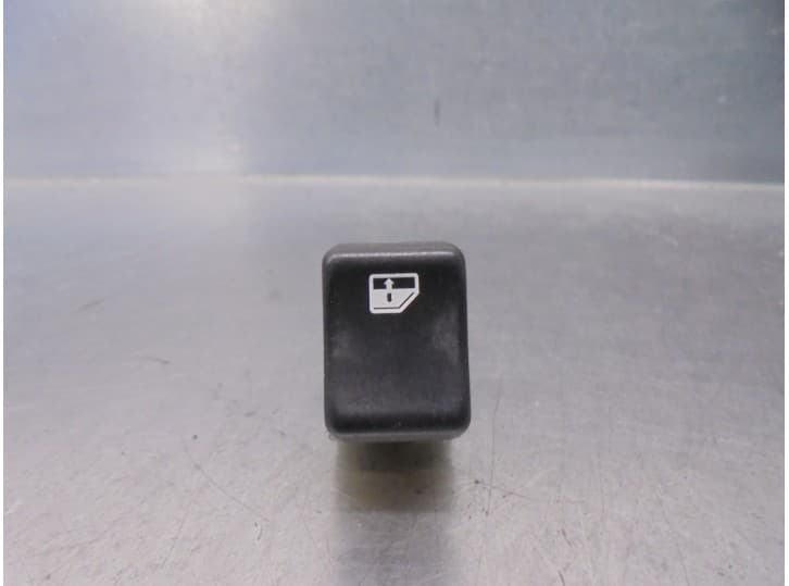 Recambio de mando elevalunas delantero izquierdo para volvo 440 (445) 1.7 referencia OEM IAM 4933987