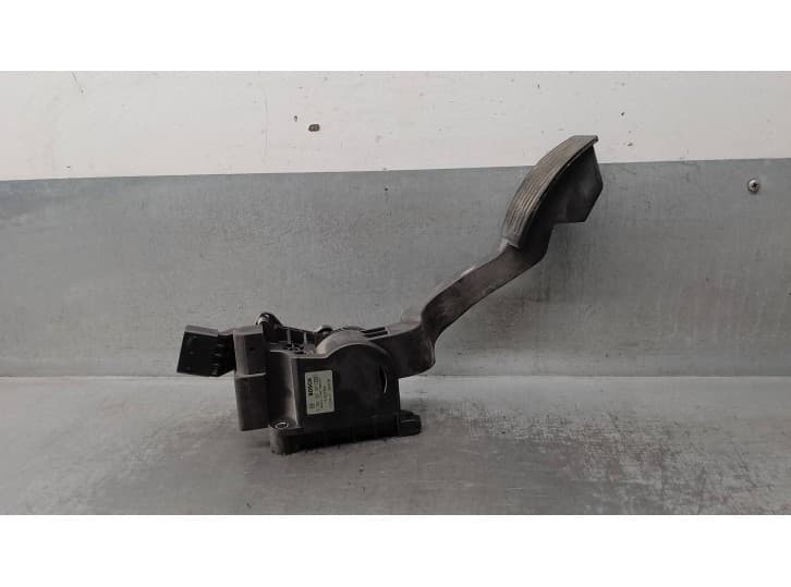 Recambio de potenciometro pedal para fiat 1100-1900 (101_) 1100 referencia OEM IAM 51831864 0280755157 BOSCH