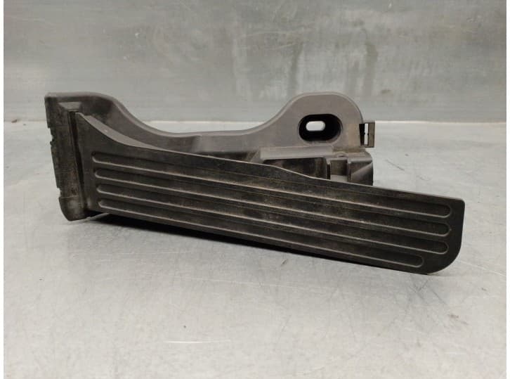 Recambio de potenciometro pedal para audi a3 sportback (8pa) 2.0 tdi 16v referencia OEM IAM 1K1721503P