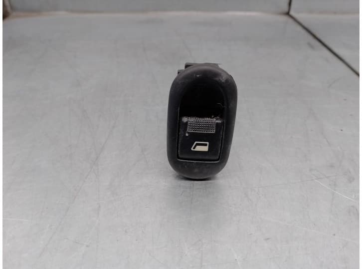 Recambio de mando elevalunas delantero izquierdo para citroën c2 (jm_) 1.4 hdi referencia OEM IAM 96605364XT