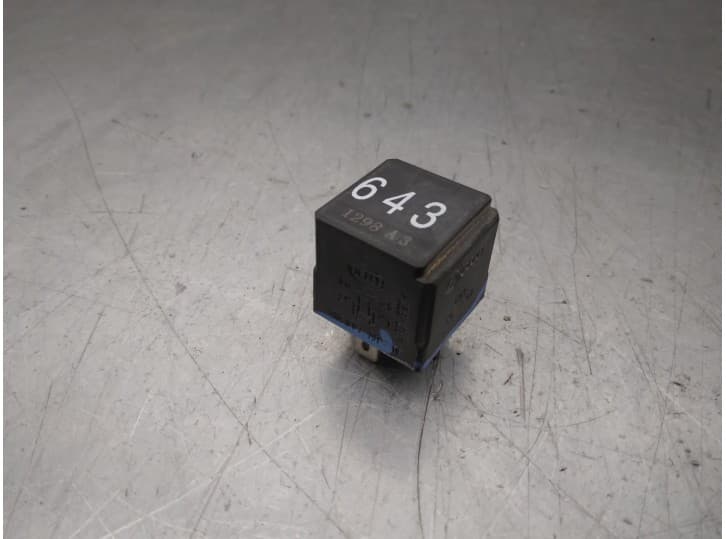Recambio de rele para volkswagen amarok (2ha, 2hb, s1b, s6b, s7a, s7b) 2.0 tdi referencia OEM IAM 8K0951253