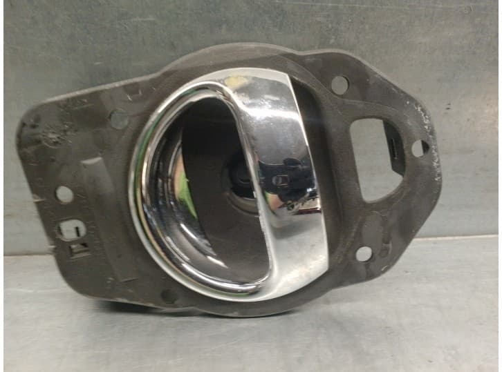Recambio de maneta interior trasera izquierda para chevrolet hhr 2.4 referencia OEM IAM 19299614 5 PUERTAS