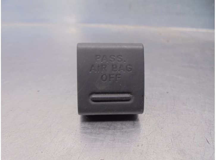 Recambio de interruptor para seat exeo berlina (3r2) 2.0 16v t fsi referencia OEM IAM 8H1919234A