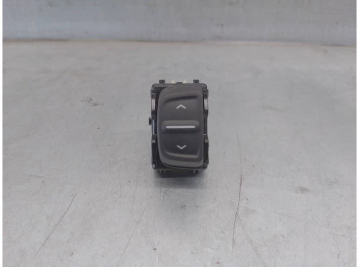 Recambio de mando elevalunas delantero derecho para dacia sandero ii (b8_) tce 90 (b8m1, b8ma) referencia OEM IAM 254214937R 100