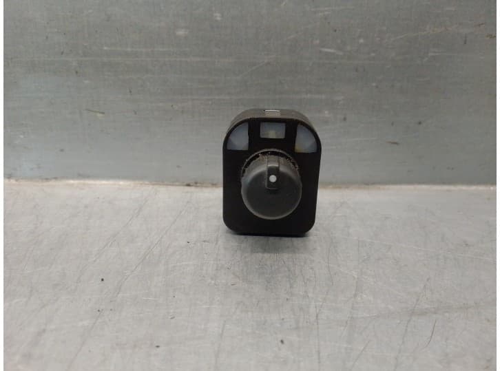 Recambio de mando retrovisor para audi a6 c6 avant (4f5) 2.0 tdi referencia OEM IAM 8E0959565 8E0959565