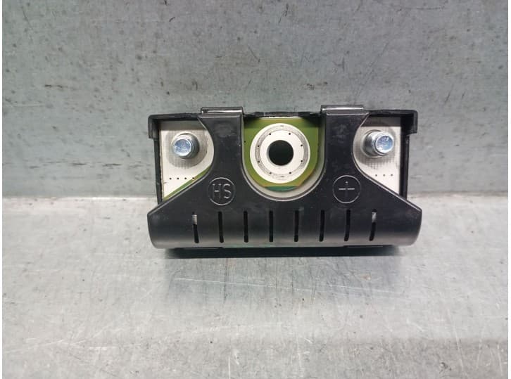 Recambio de antena para audi a7 sportback (4ga, 4gf) rs7 performance quattro referencia OEM IAM 8T8035570 8T8035570