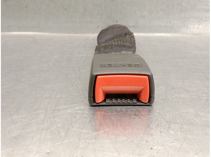 Recambio de enganche cinturon delantero izquierdo para lancia y (840_) 1.2 (840aa, 840af1a) referencia OEM IAM 720000635 7200006