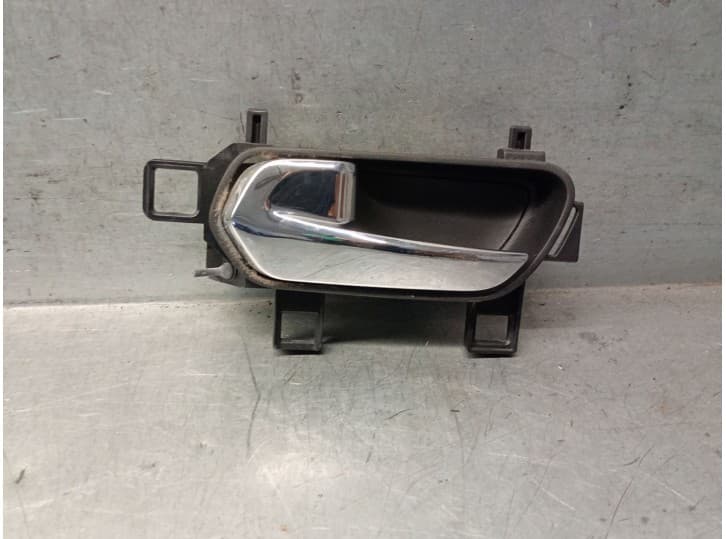 Recambio de maneta interior trasera izquierda para nissan micra v (k14) 0.9 ig-t referencia OEM IAM 806715FA6A 806715FA6A